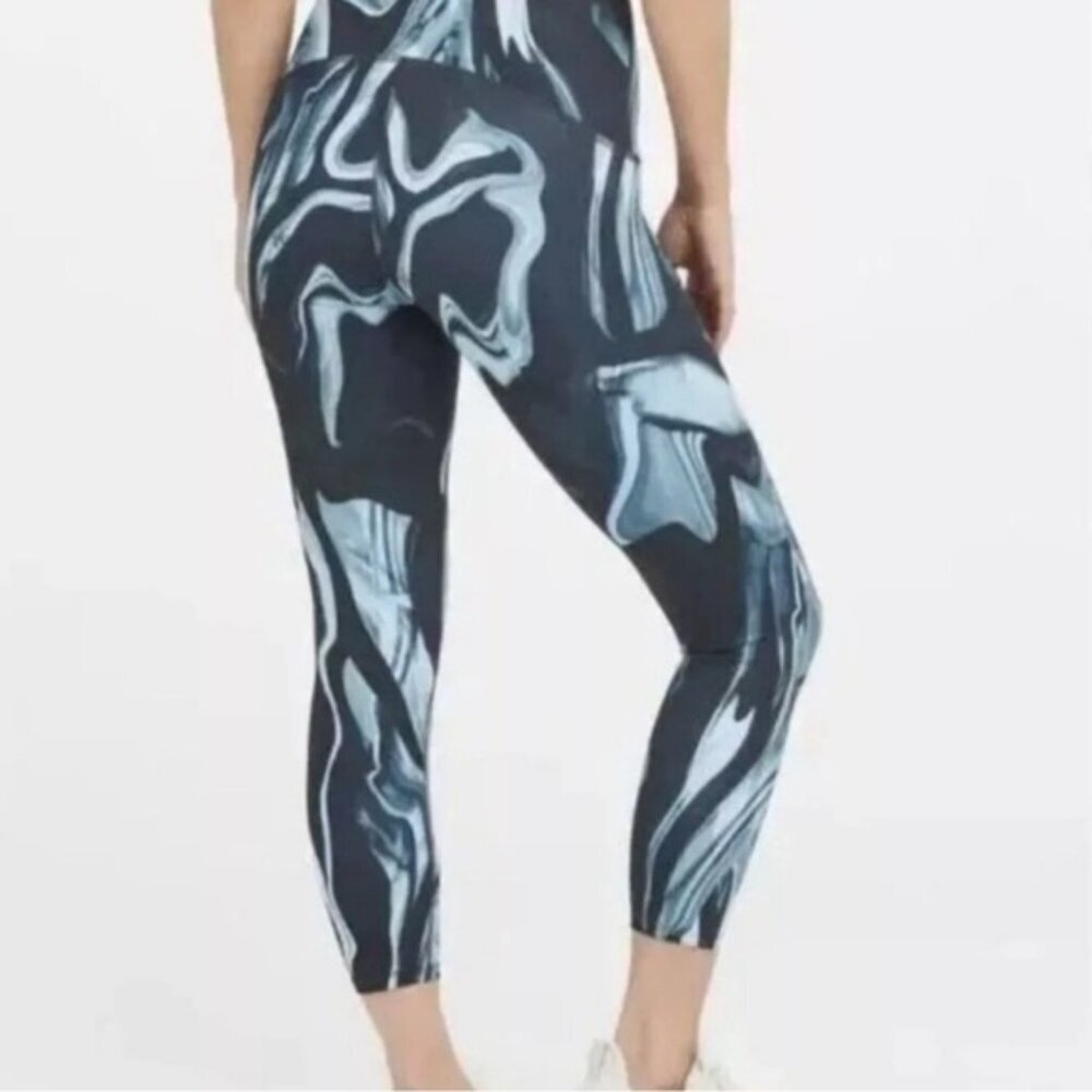 NWT SPANX Booty Boost 7/8 Printed Marble Leggings 50244R Marbled Size 2X